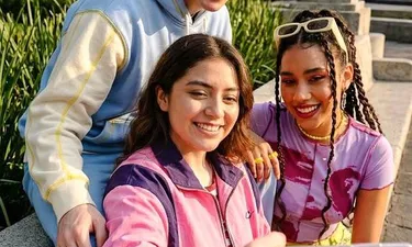 Matcha Azul is a platform for learning English and Spanish.